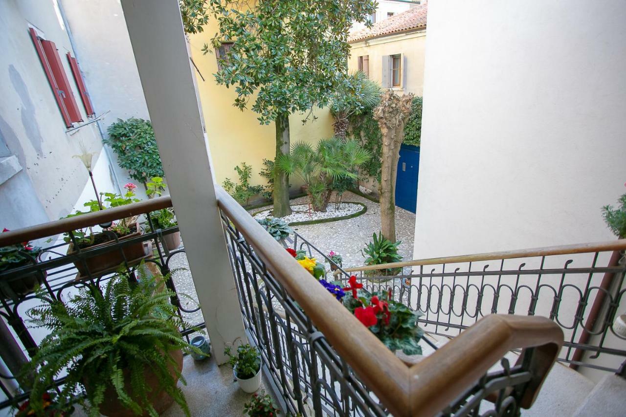 B&B La Corte Чоджия Екстериор снимка